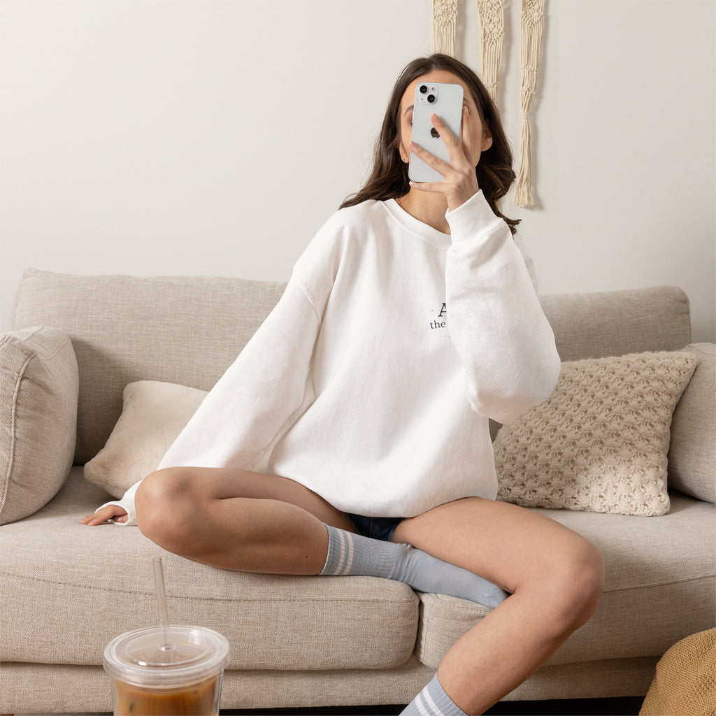 Women's Amore Magical Mix Crewneck Sweatshirt Heart Dreamer Design